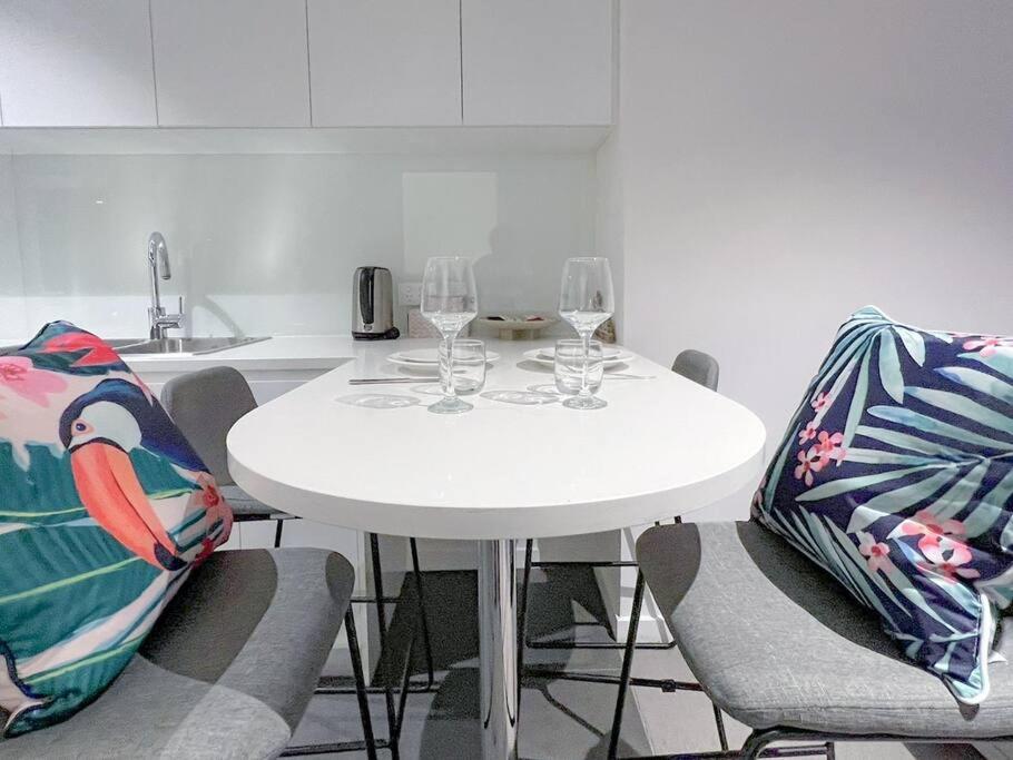 Amazing 2 Bedroom In Cbd! Brisbane Zewnętrze zdjęcie